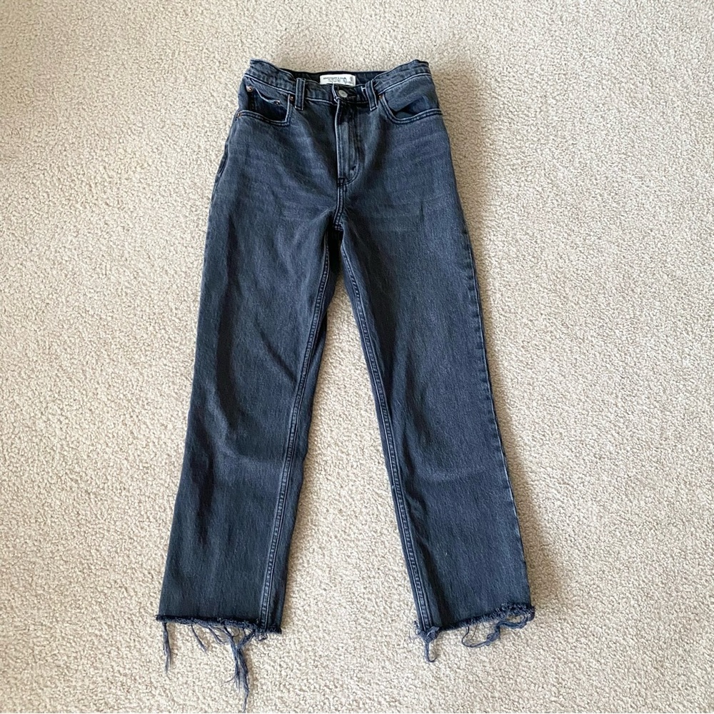 Abercrombie & Fitch 90’s Straight Ultra Hi Rise Jeans